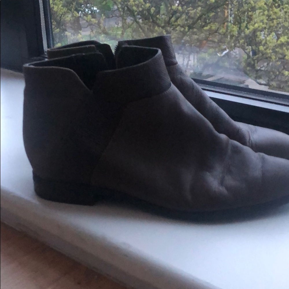 Grey Nine West mixed media booties